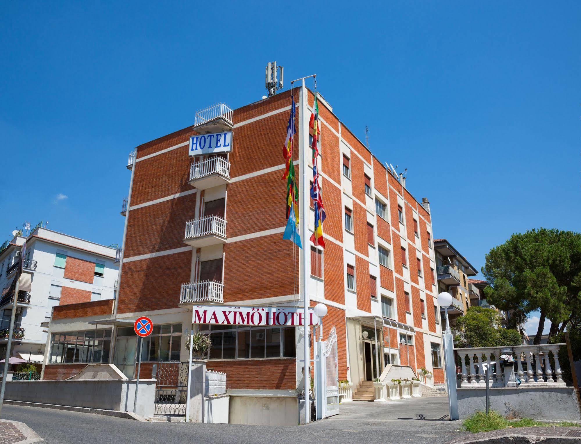 Maximo Hotel Tivoli Exterior photo